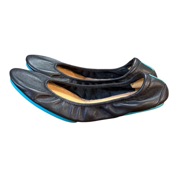 Tieks Matte Black Leather Flats with Turquoise Soles Women’s Size 9 - Picture 3 of 8